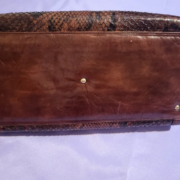 Unique Snake Python Purse - Picture 6 of 12